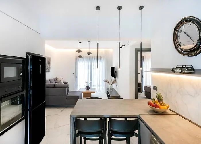 Rhodes Center Luxury #2 Appartement