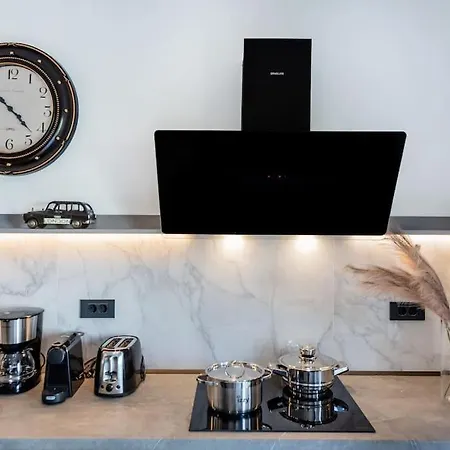 Rhodes Center Luxury #2 Apartamento *