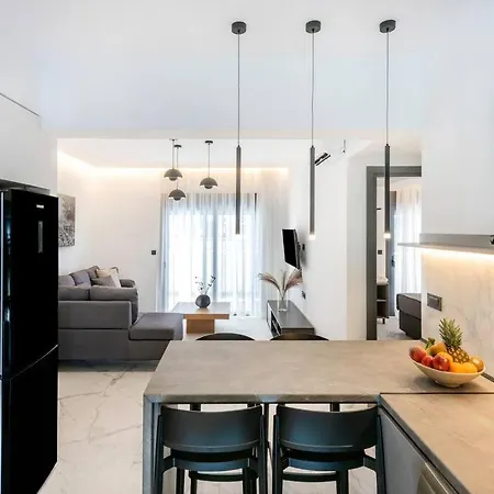 Rhodes Center Luxury #2 Apartamento